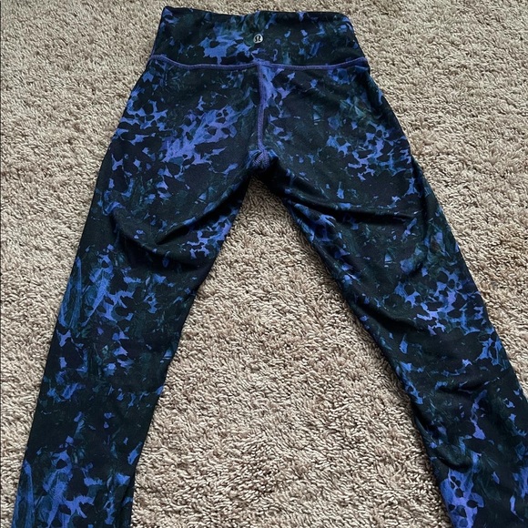 Lulu lemon leggings - Picture 3 of 5